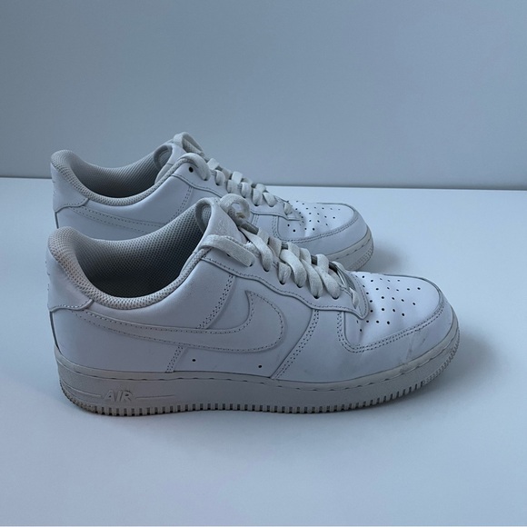 Nike Air Force 1 ‘07 Men’s Size 8.5 - Picture 3 of 7